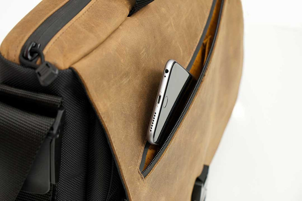 iPhone pocket