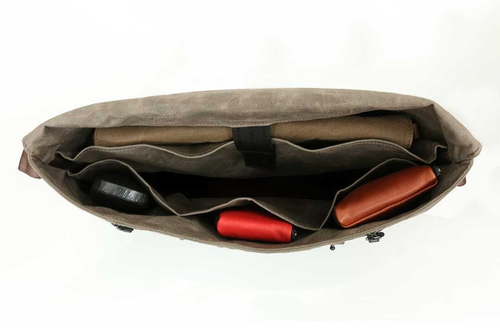 Sewn-in side pockets for organization